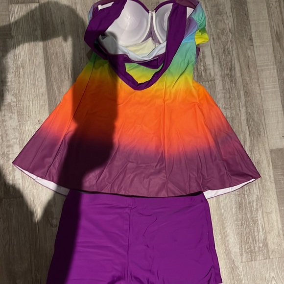 Two piece Bathing suit (soft underwire cup) never worn - Picture 4 of 5